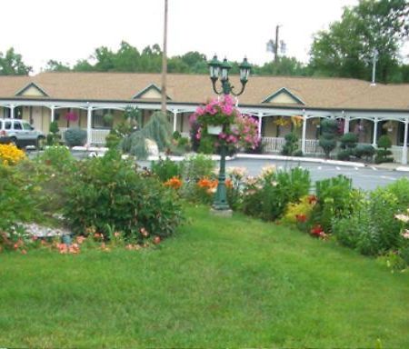 Cheshire Welcome Inn Екстериор снимка